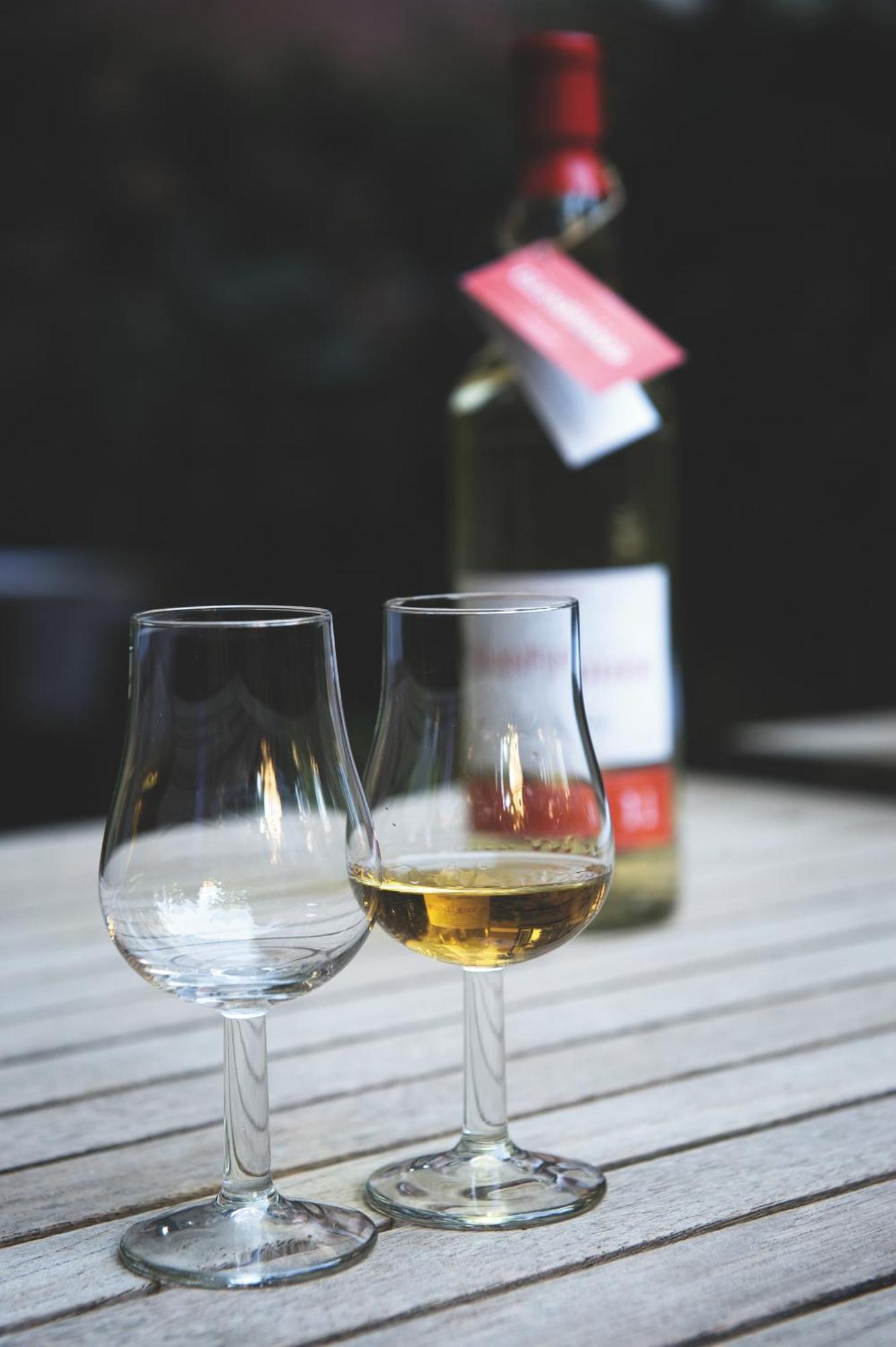 Hotel Fidder - Patrick'S Whisky Bar 兹沃勒 外观 照片